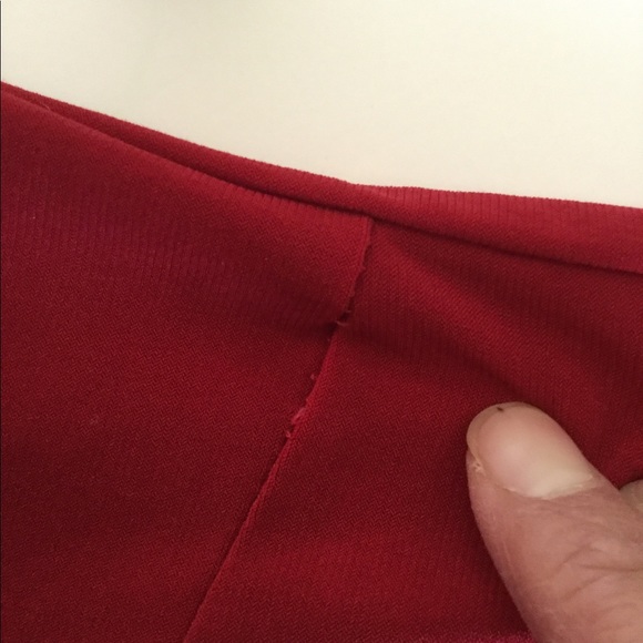 Red Top - Picture 3 of 4